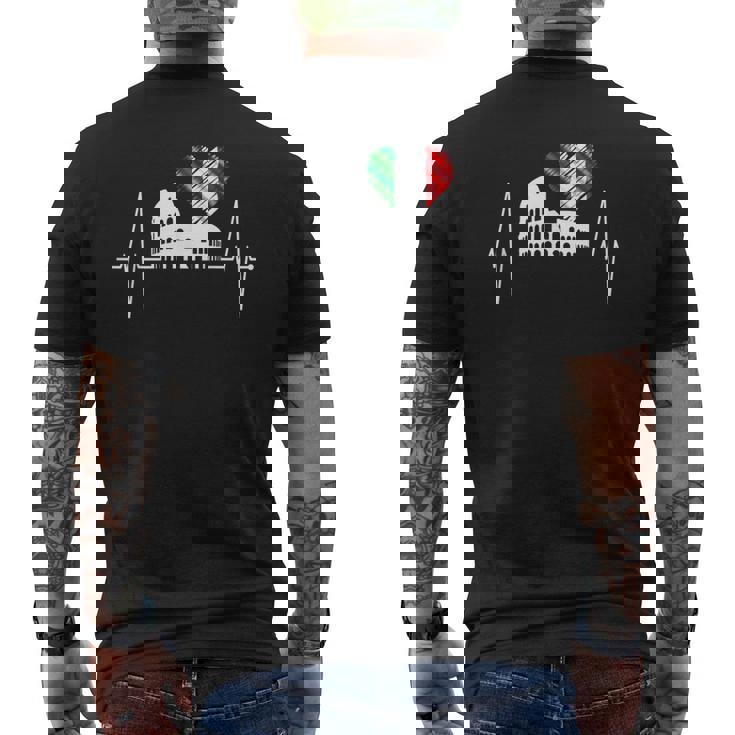 ローマ コロッセオ ハートビート イタリア イタリア国旗 ハート ローマン ローマ メンズTシャツ バックプリント