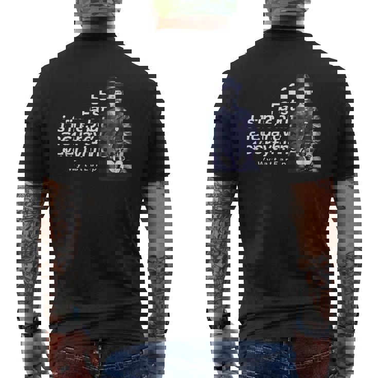 ワイアット・アープ 引用句 アメリカ西部の英雄的ローマン メンズTシャツ バックプリント