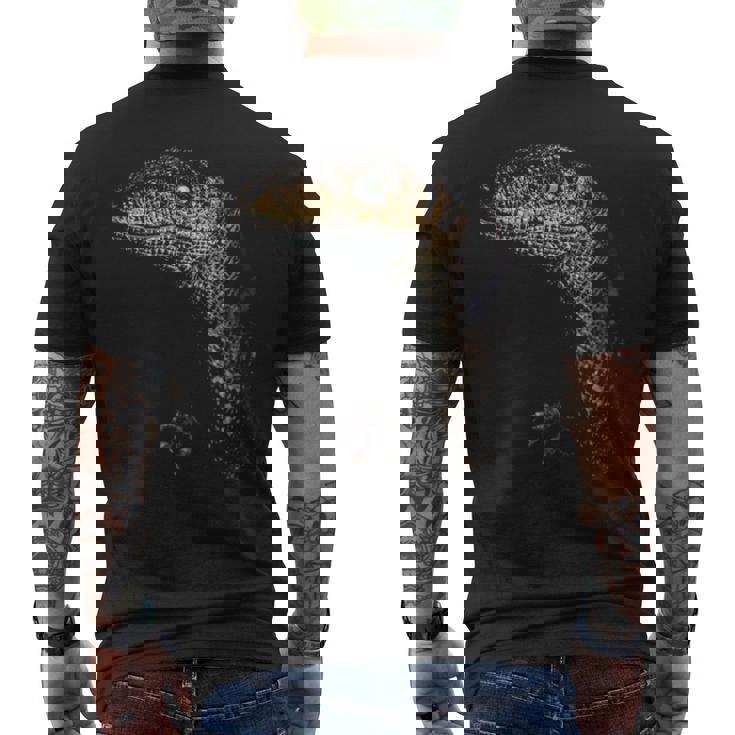 ヴェロキラプトル恐竜狩りリアルなグラフィックデザイン 長袖tシャツ メンズTシャツ バックプリント