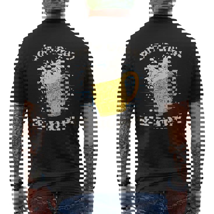 心配しないで、ホッピー・ブリューワー・ホップス・ビール メンズTシャツ バックプリント