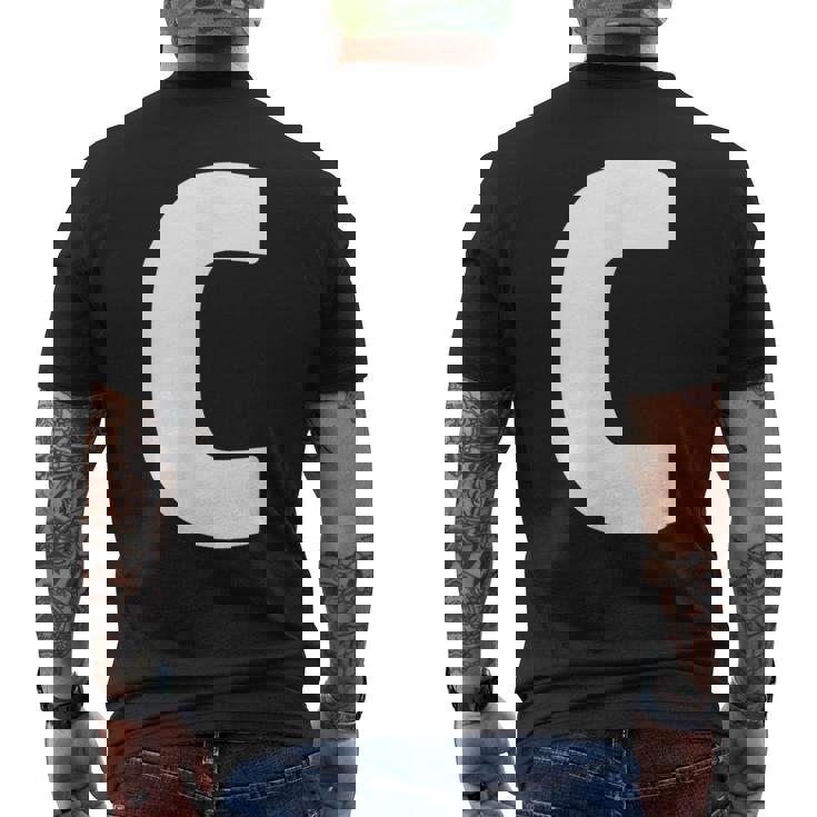 文字c 大文字 アルファベット モノグラム イニシャル メンズTシャツ バックプリント