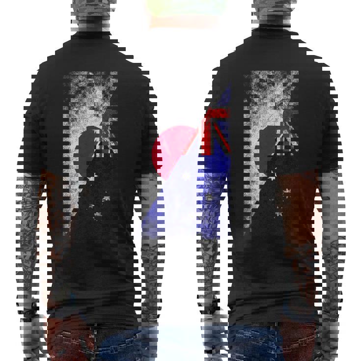 日本とオーストラリアの国旗 日本オーストラリア。 メンズTシャツ バックプリント