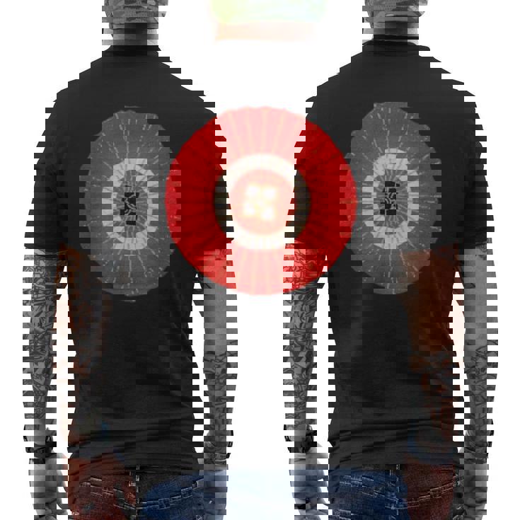 日本の伝統柄紅白傘 メンズTシャツ バックプリント