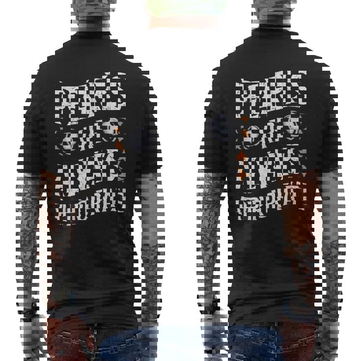 真珠はいつもふさわしい。ジャッキー・ケネディ メンズTシャツ バックプリント