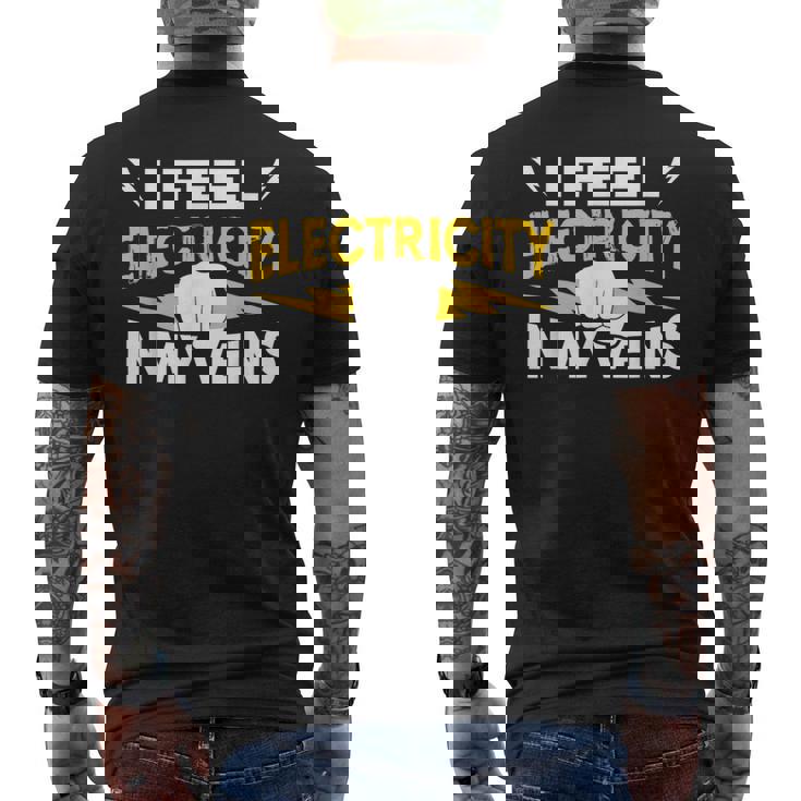 血管に電気を感じる 電気工事士 メンズTシャツ バックプリント