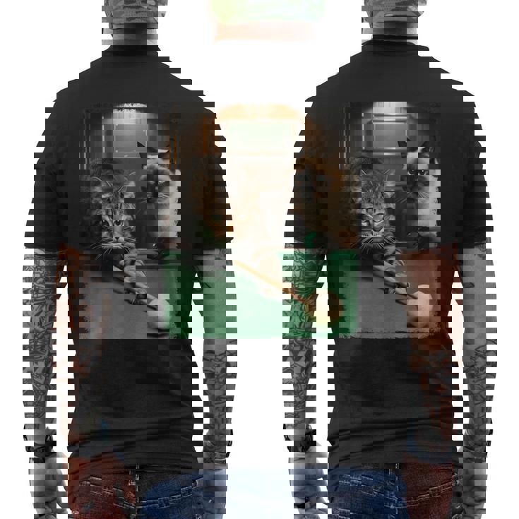 面白い猫 子猫 プールゲーム ビリヤード愛好家 アートデザイン メンズTシャツ バックプリント