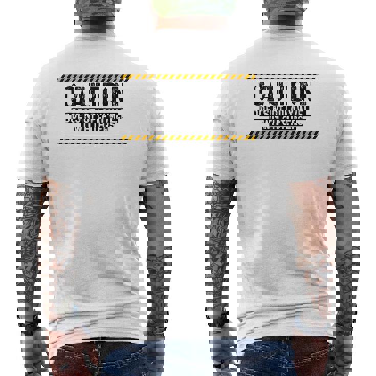 Caution Does Not Play Well With Others メンズTシャツ バックプリント