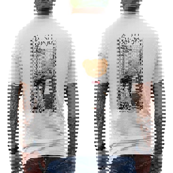 Cool New York City Teddy Bear Illustration Graphic s メンズTシャツ バックプリント