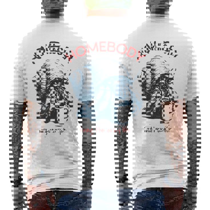 Homebody 居心地の良い生活 面白いヤドカリとコーヒー メンズTシャツ バックプリント
