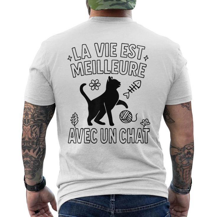 Laie Est Meilleure Avec Un Chat Ideé Chats T-shirt imprimé au dos