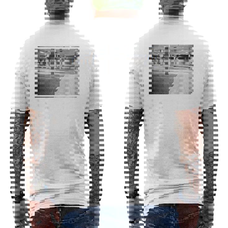 Liminalpaces バックプリントaporwave バックルーム パステルゴス メンズTシャツ バックプリント