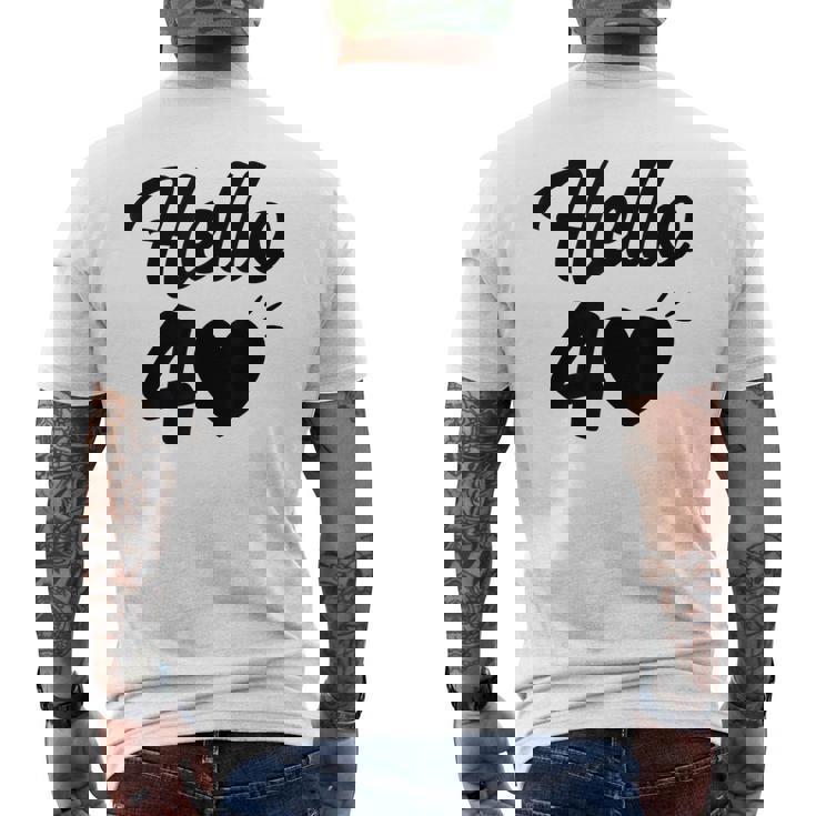 こんにちは40歳 40歳 40歳 誕生日 四十歳 母 メンズTシャツ バックプリント