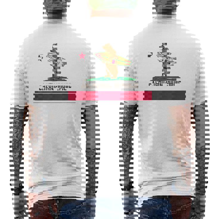 カリフォルニアシャツ、共和国旗カリフォルニアサーフィンベア メンズTシャツ バックプリント