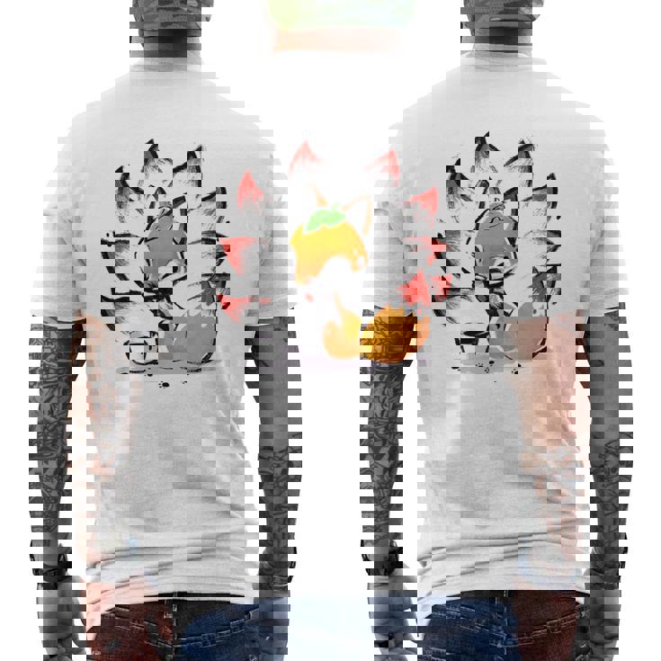 キタキツネ 狐 九尾 メンズTシャツ バックプリント