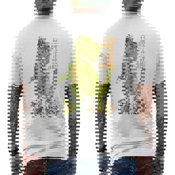 キッズ ギガントサウルス、最大の恐竜-カラフルで楽しいデザイン メンズTシャツ バックプリント