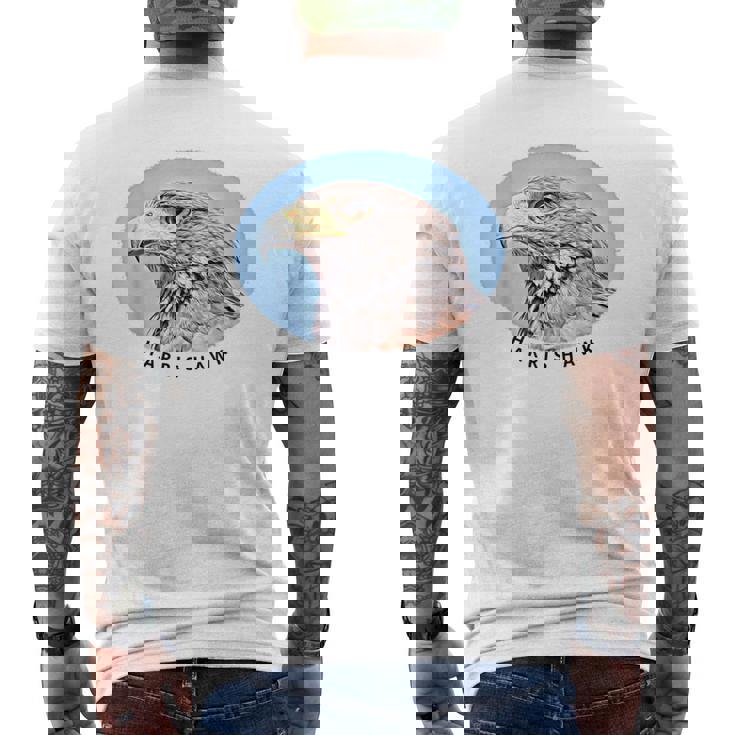 ハリスホークはベイウィングダスキーまたはウルフホークスとも呼ばれています。 メンズTシャツ バックプリント