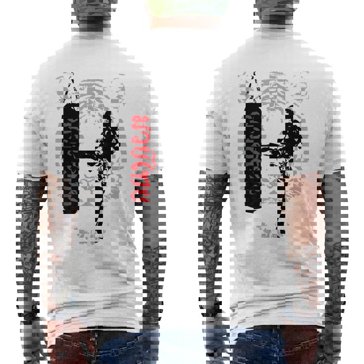 ムエタイ 格闘技 タイ ボクシング コーチ 恋人へのギフト メンズTシャツ バックプリント