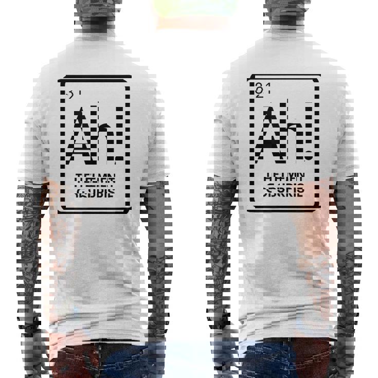周期表 Ah 驚き元素 化学 科学 駄洒落。 メンズTシャツ バックプリント