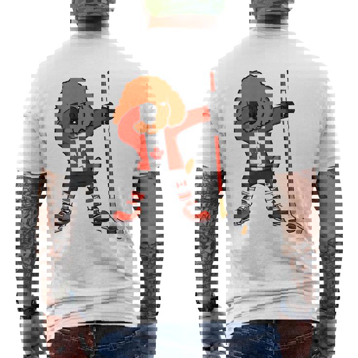 愉快なダビングプードル カナダ アイスホッケーファン ウィンタースポーツ メンズTシャツ バックプリント