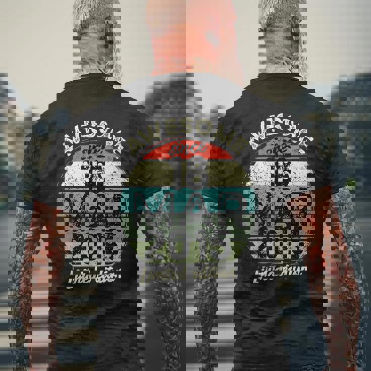 2015年3月18日 10歳の誕生日 10歳 2025年 誕生日 メンズTシャツ バックプリント 高齢者への贈り物