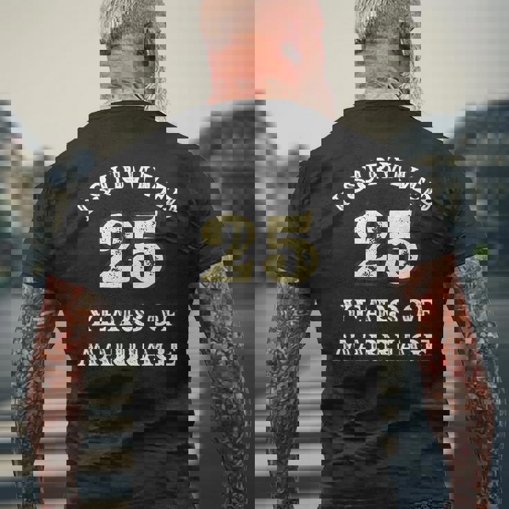 25 Years Of Marriage For ギフト 結婚25周年記念 メンズTシャツ バックプリント 高齢者への贈り物