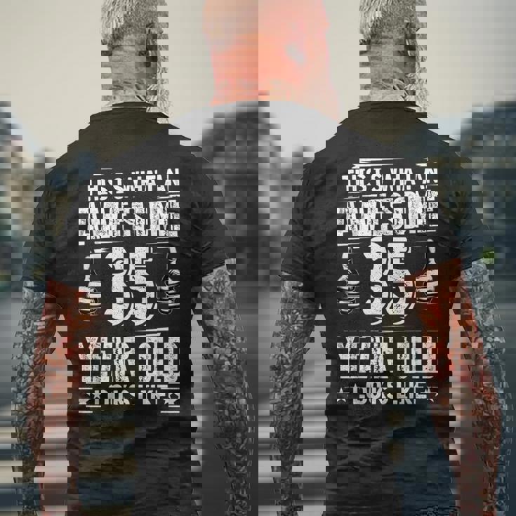 35歳の誕生日プレゼントは私に35年かかりました 良い 面白い 35歳 メンズTシャツ バックプリント 高齢者への贈り物