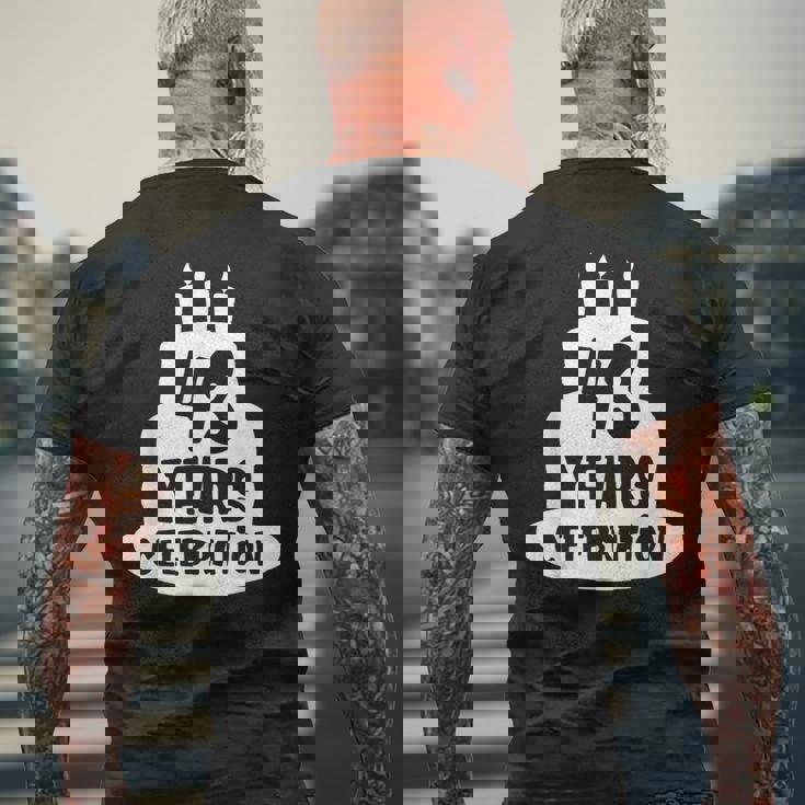 43年のお祝い イベント、記念日、誕生日。 メンズTシャツ バックプリント 高齢者への贈り物