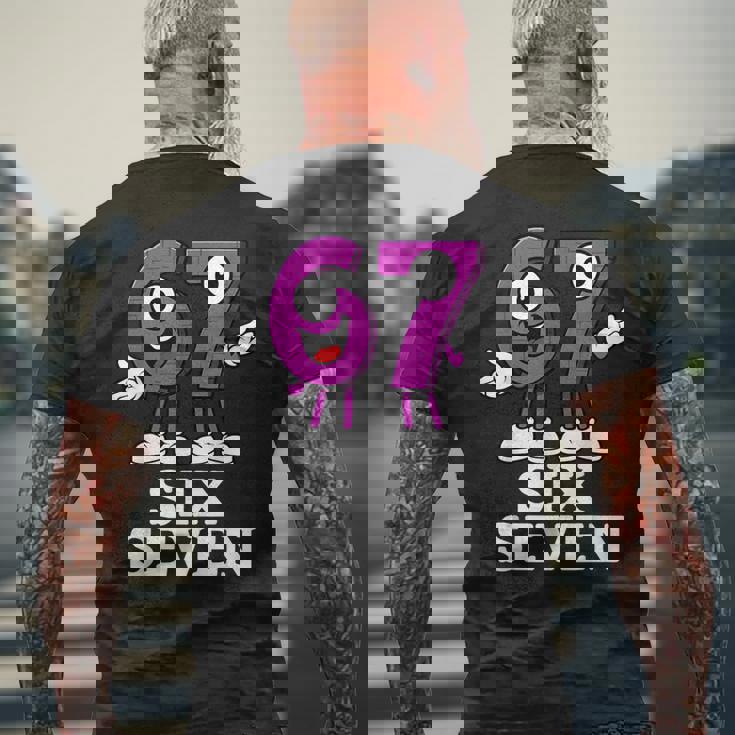 67 シックスセブン 6-7 面白いイタリアンブレインロットゲームスラングミーム メンズTシャツ バックプリント 高齢者への贈り物