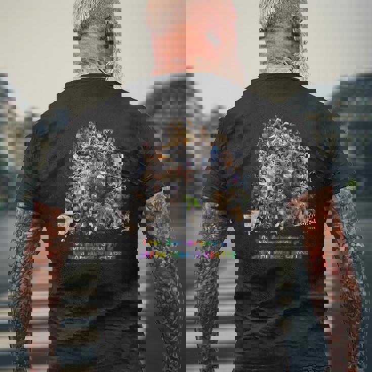 70周年だよ！70頭集合カラー メンズTシャツ バックプリント 高齢者への贈り物