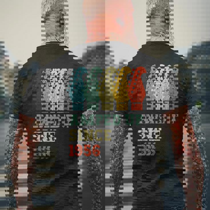 Amped Upince 1956 レトロ 誕生日 ギター 音楽 誕生年 メンズTシャツ バックプリント 高齢者への贈り物