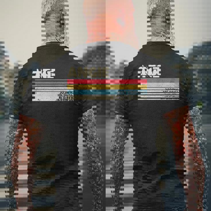 Angie パーソナライズ 名前 レトロ ヴィンテージ 70年代 80年代 90年代 誕生日 メンズTシャツ バックプリント 高齢者への贈り物