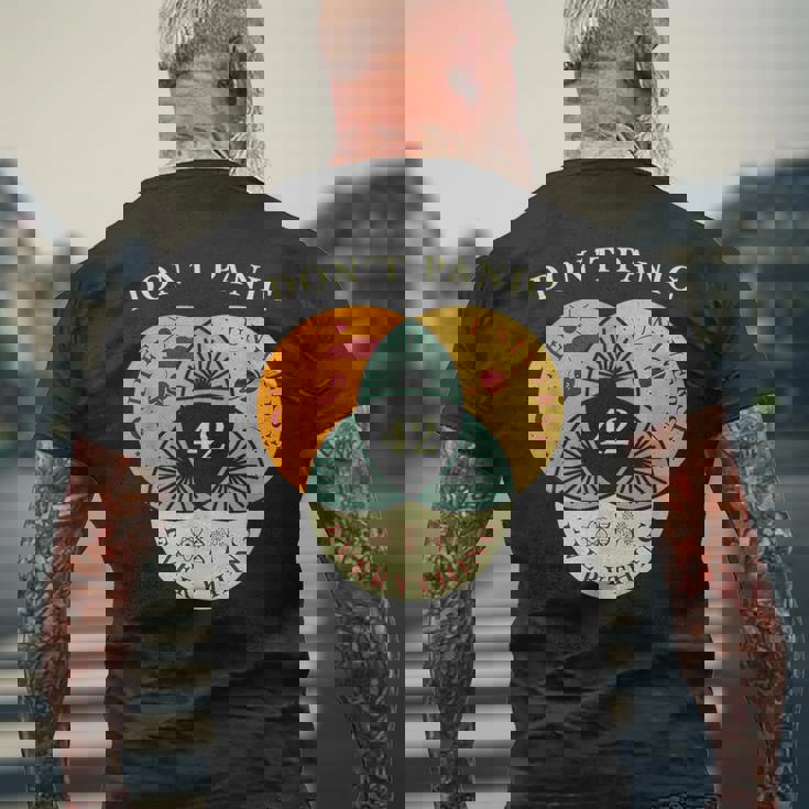 Don't Panic Life Universe Everything 42F 宇宙愛好家 メンズTシャツ バックプリント 高齢者への贈り物