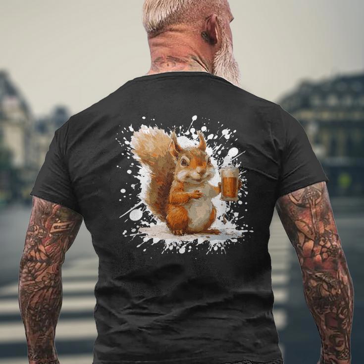 Écureuil Amusant Avec De La Bière T-shirt imprimé au dos Cadeaux pour les vieillards