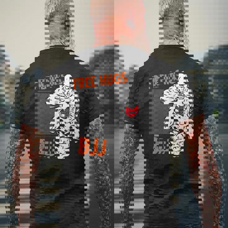 Free Hugs ブラジリアン柔術 Bjj 格闘技 面白い総合格闘技 メンズTシャツ バックプリント 高齢者への贈り物