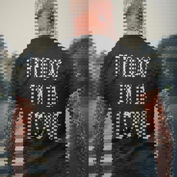 Friday I'm In Love Love デザイン、ハート メンズTシャツ バックプリント 高齢者への贈り物