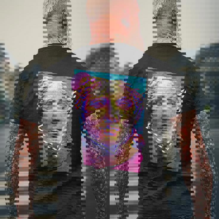 Glitchedenustatueaporwave メンズTシャツ バックプリント 高齢者への贈り物