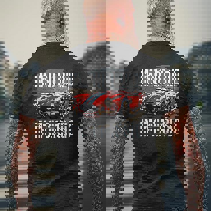 I'm Not Old I'm Classic レトロ フォード シェルビー コブラ マッスルカー メンズTシャツ バックプリント 高齢者への贈り物