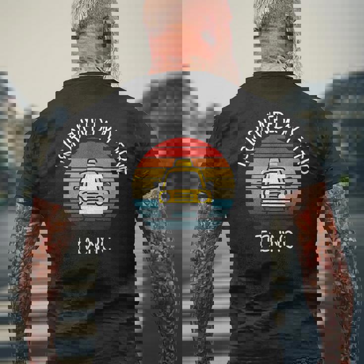 Iurvived My Trip To Nyc ヴィンテージ メンズTシャツ バックプリント 高齢者への贈り物