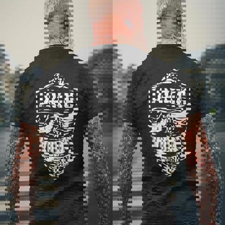 Larkins Thingです。 メンズTシャツ バックプリント 高齢者への贈り物