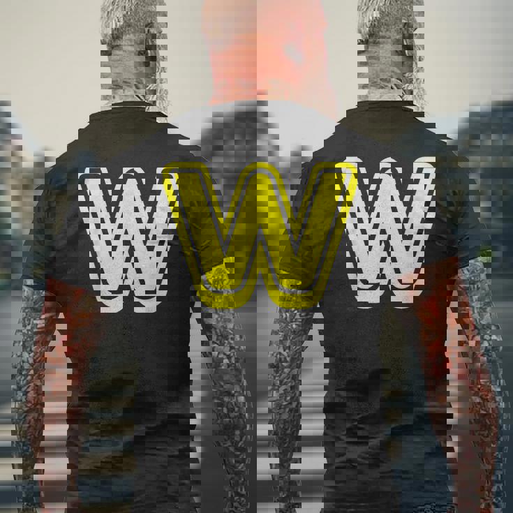 Lettre Rétro En Gras Jaune – W – Contour – Alphabet T-shirt imprimé au dos Cadeaux pour les vieillards