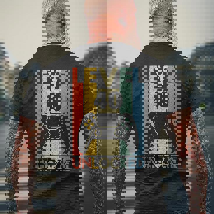 Level 40 Unlocked ideo Gamer 40Th Birthday メンズTシャツ バックプリント 高齢者への贈り物