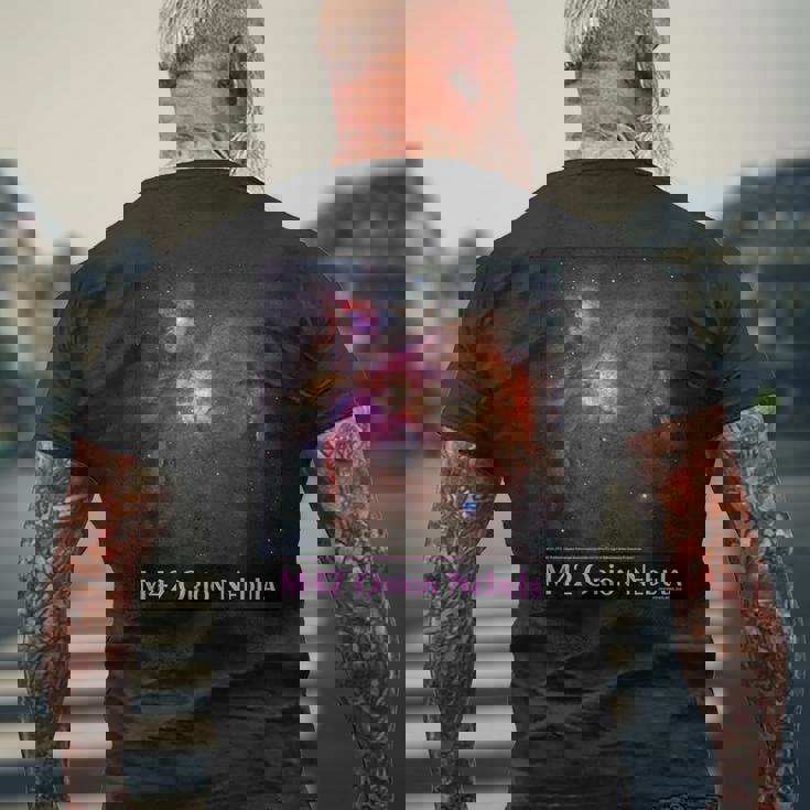 M42 オリオン星雲天文シャツ メンズTシャツ バックプリント 高齢者への贈り物