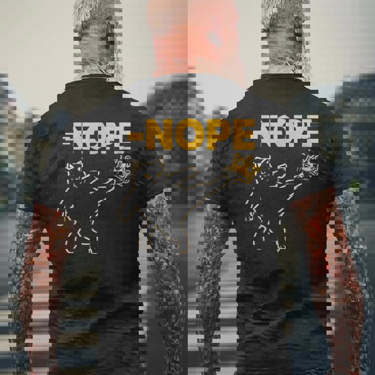 No Kings In America レトロ エッジの効いた抗議 メンズTシャツ バックプリント 高齢者への贈り物