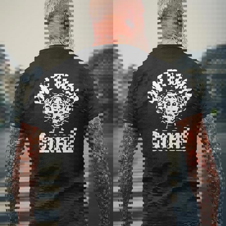 One Tough Cookie 面白い ベーキング ジム ユーモア メンズTシャツ バックプリント 高齢者への贈り物