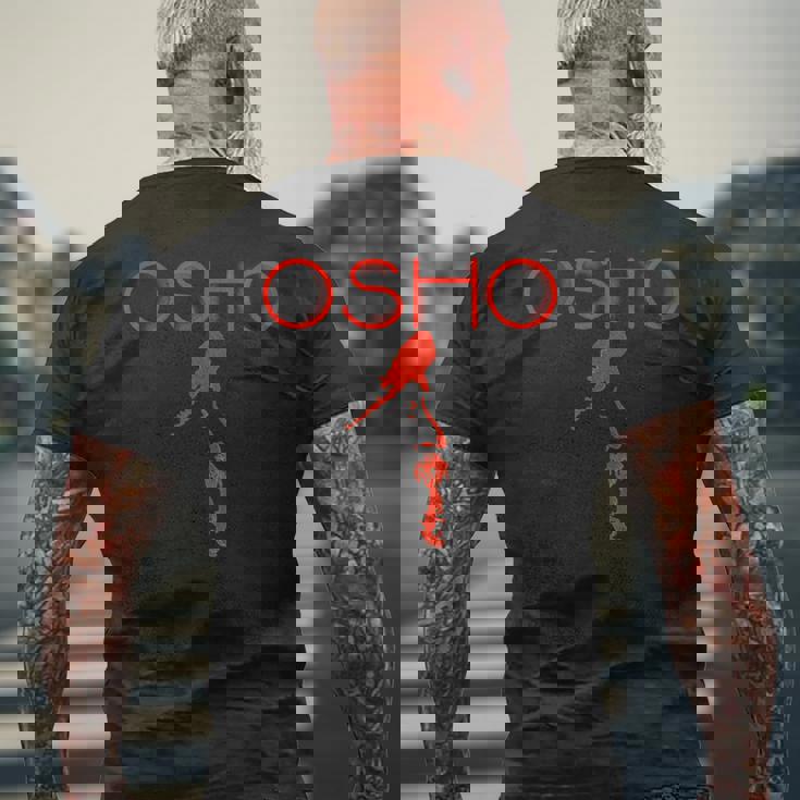 Osho Bhagwan メンズTシャツ バックプリント 高齢者への贈り物