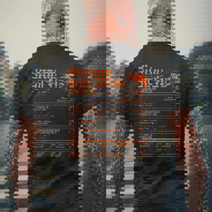 Shrimp And Grits Nutrition Facts Label Calories Protein Food メンズTシャツ バックプリント 高齢者への贈り物