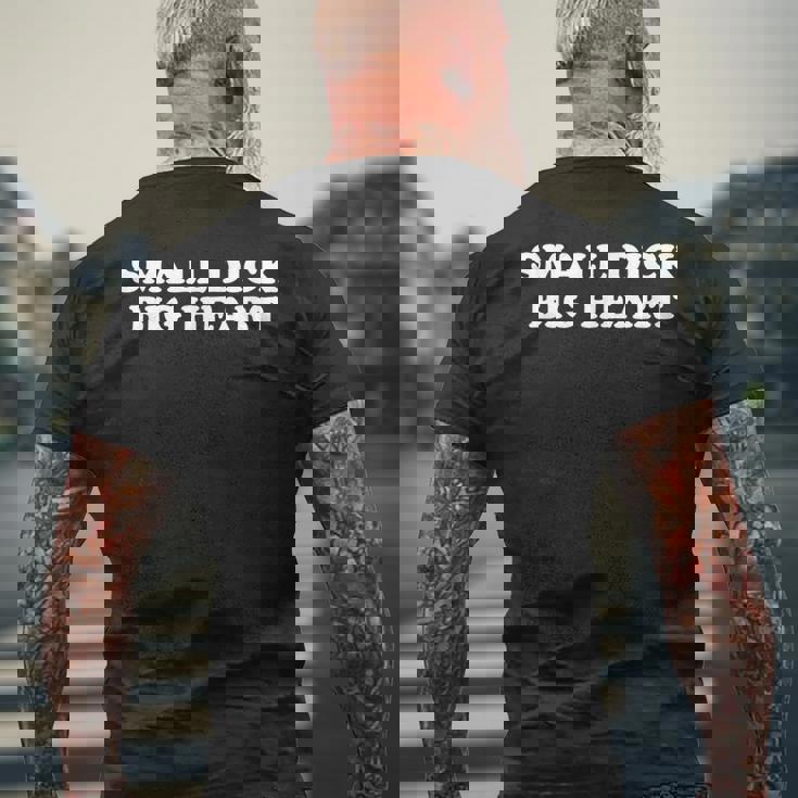 Small Dick Big Heart メンズTシャツ バックプリント 高齢者への贈り物