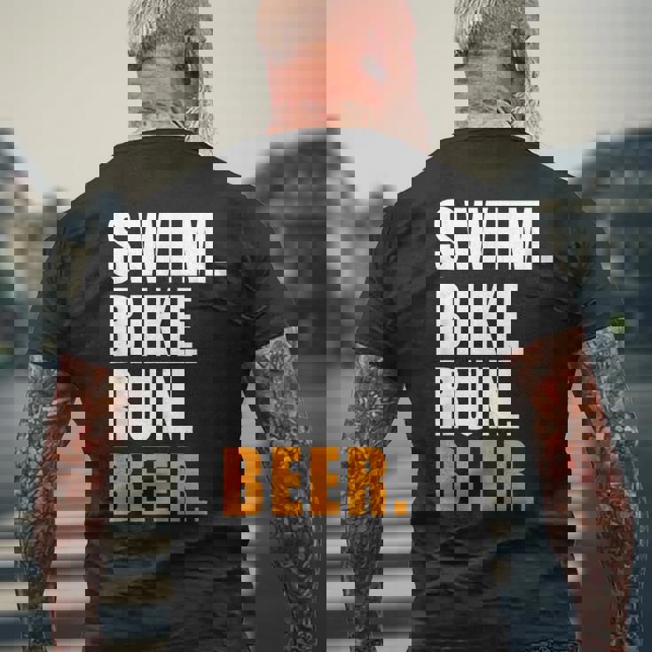 Swim Bike Run スイム バイク ラン ビール トライアスロン トライアスロン スポーツ メンズ レディース メンズTシャツ バックプリント 高齢者への贈り物