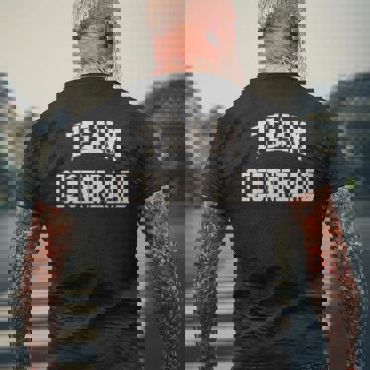 Team Conrad かわいいライバルグラフィック沿岸スタイル メンズTシャツ バックプリント 高齢者への贈り物