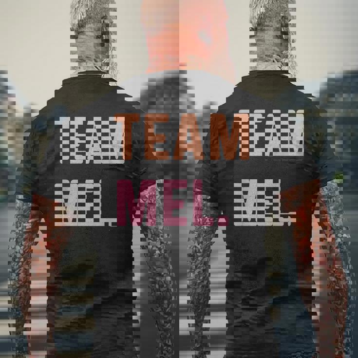 Team Mel 名前 メンズTシャツ バックプリント 高齢者への贈り物